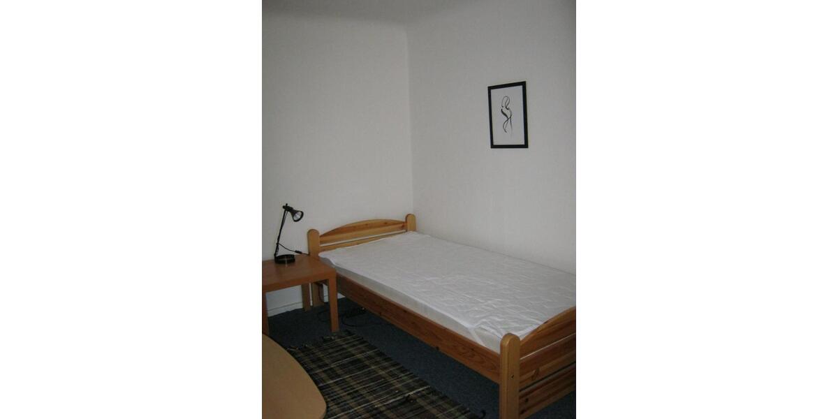 Etagenwohnung Berlin Reinickendorf - 1 Zimmer, 14 m&sup2;, 450&euro; | Angebot:25943204