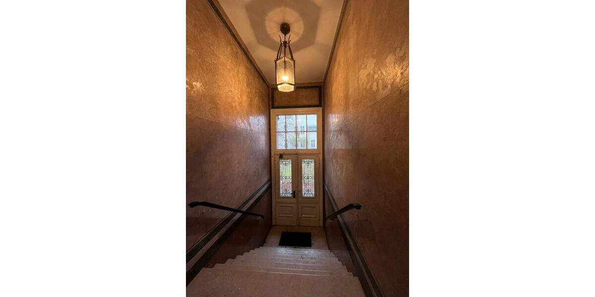 Etagenwohnung Berlin Westend - 5 Zimmer, 120 m&sup2;, 2.200&euro; | Angebot:26329400