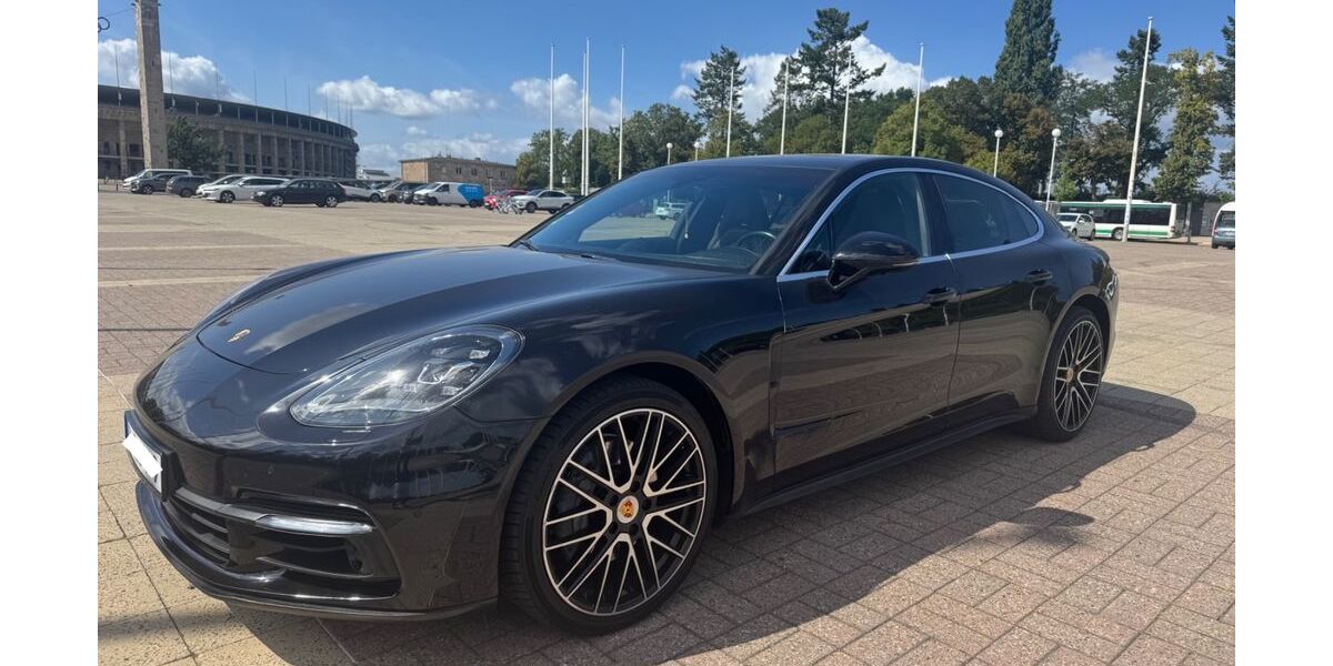 Porsche Panamera 149.000 km 46.690 &euro; Berlin 10627