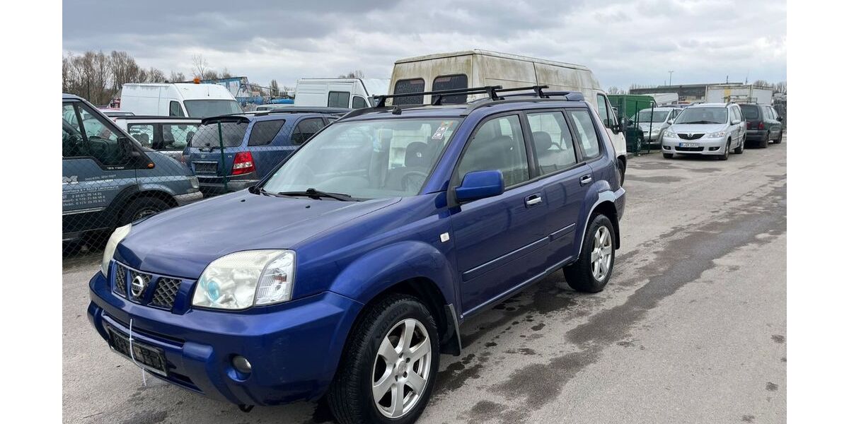 Nissan X-Trail 312.000 km 2.299 &euro; berlin 13089