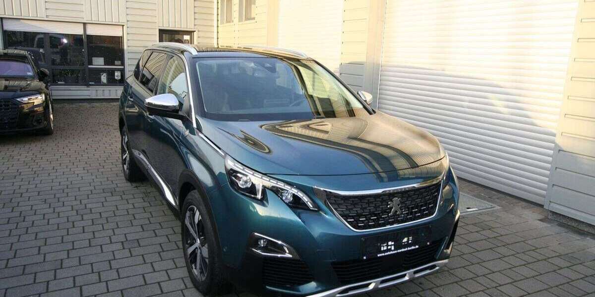Peugeot 5008 66.500 km 17.590 &euro; Berlin 13051