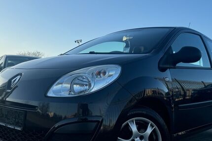 Renault Twingo 154.000 km 2.499 &euro; Oberkrämer 16727