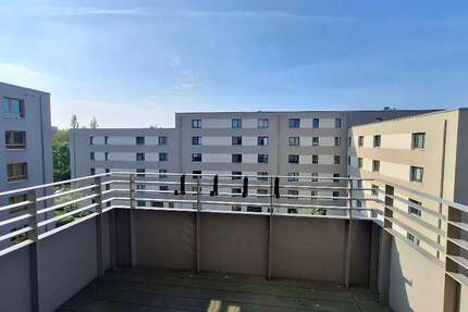 Wohnung Berlin Hellersdorf - 1 Zimmer, 45 m&sup2;, 559&euro; | Angebot:24972778