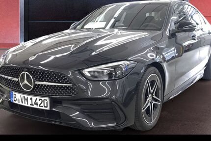 Mercedes-Benz Andere 9.900 km 47.300 &euro; Berlin 10587