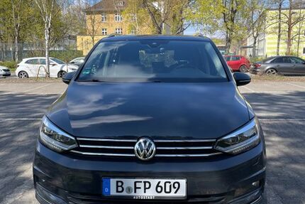 VW Touran 246.000 km 9.500 &euro; Glienicke Nordbahn 16548