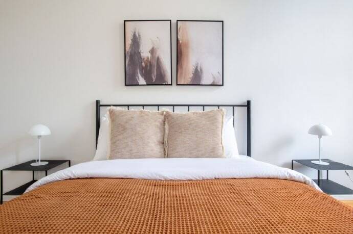 Etagenwohnung Berlin Schöneberg - 5 Zimmer, 140 m&sup2;, 2.280&euro; | Angebot:26196253