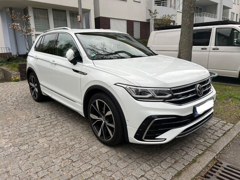 VW Tiguan 81.200 km 33.499 € Berlin 12355