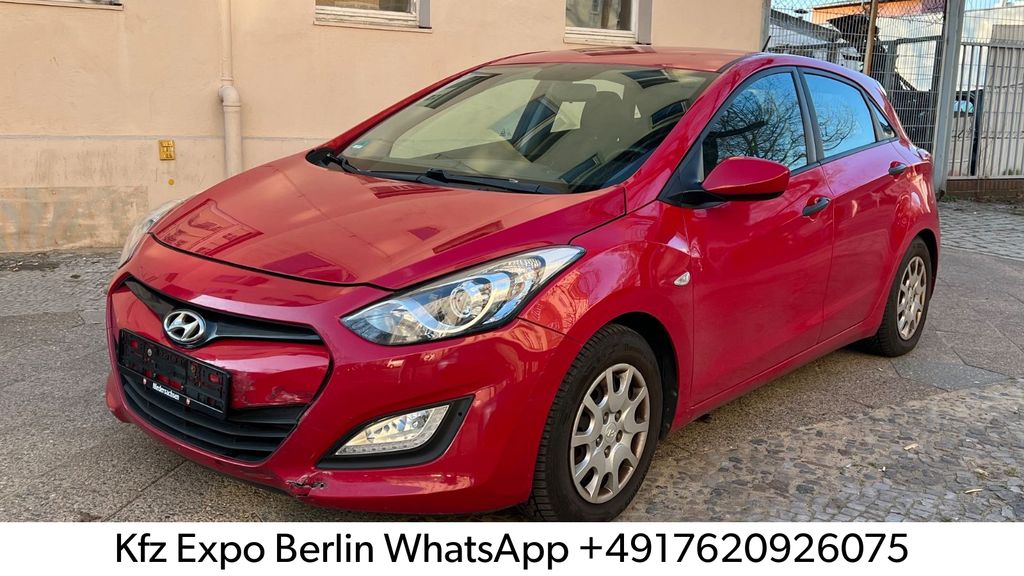Hyundai i30 102.000 km 5.700 &euro; Berlin 13359