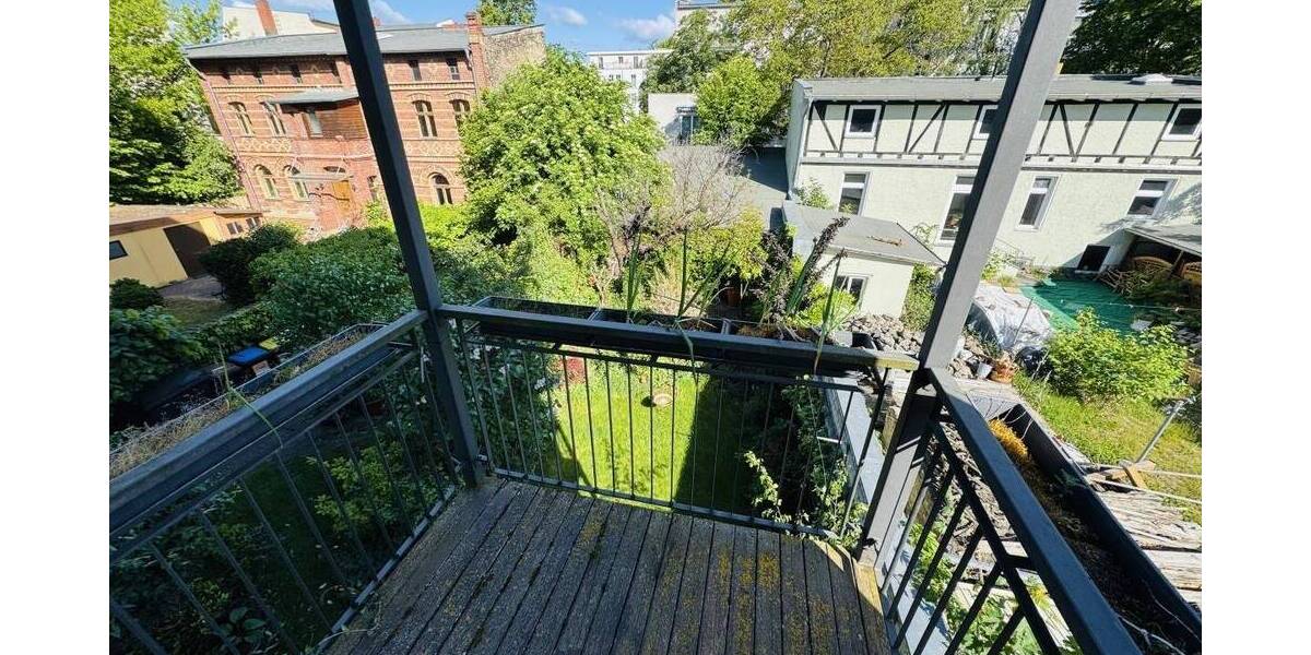 Bezugsfreie Altbauwohnung mit Balkon zum ruhigen Innenhof nahe S-Bhf Adlershof! 2 zimmer