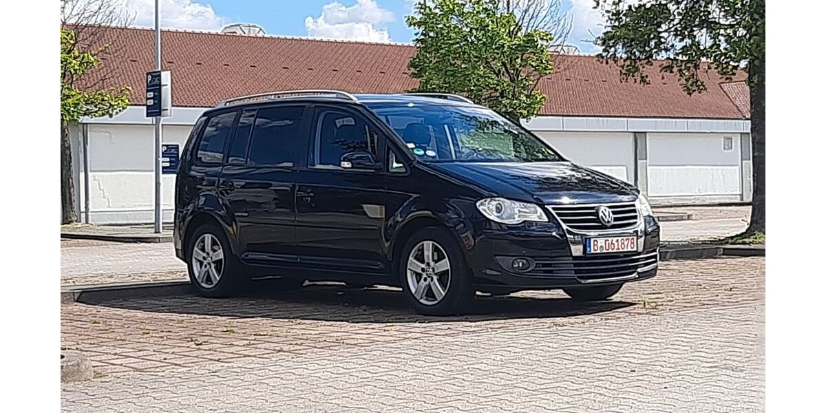 VW Touran 175.000 km 5.350 &euro; Berlin 13088