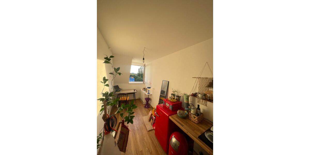 Dachgeschoßwohnung Berlin Neukölln - 1 Zimmer, 38 m&sup2;, 180&euro; | Angebot:26420897