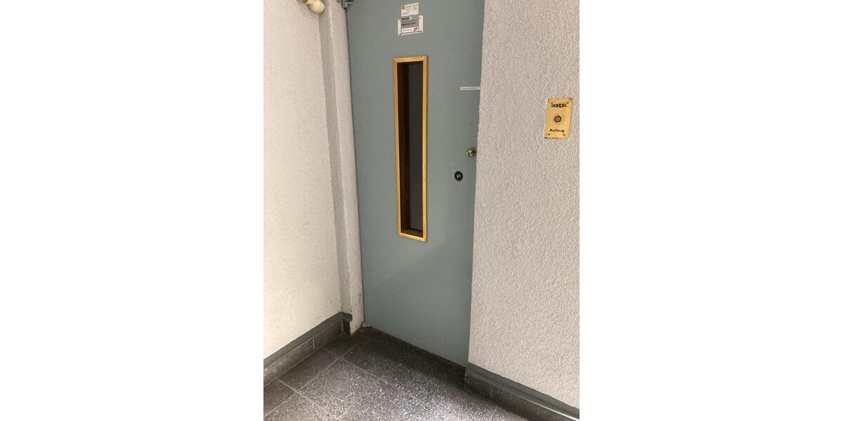 Dachgeschoßwohnung Berlin Steglitz-Zehlendorf - 3 Zimmer, 111 m&sup2;, 1.850&euro; | Angebot:25857719