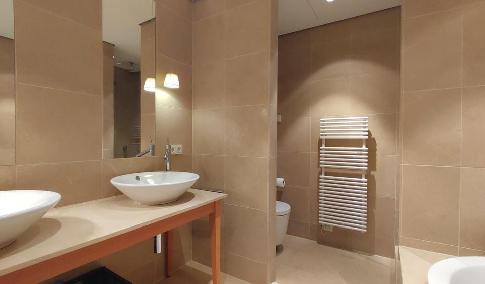 Etagenwohnung Berlin Mitte - 3 Zimmer, 94 m&sup2;, 2.400&euro; | Angebot:24738042