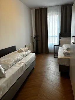 Etagenwohnung Berlin Mitte - 3 Zimmer, 73 m&sup2;, 2.100&euro; | Angebot:25418967