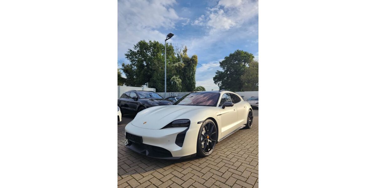 Porsche Taycan 59.000 km 82.900 &euro; Schöneiche bei Berlin 15566