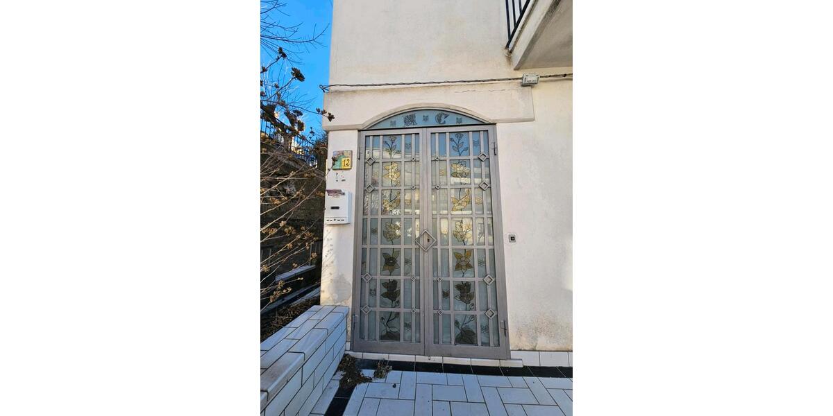 Einfamilienhaus Berlin Friedrichshain-Kreuzberg - 4 Zimmer, 150 m&sup2;, 90.000&euro; | Angebot:27254535