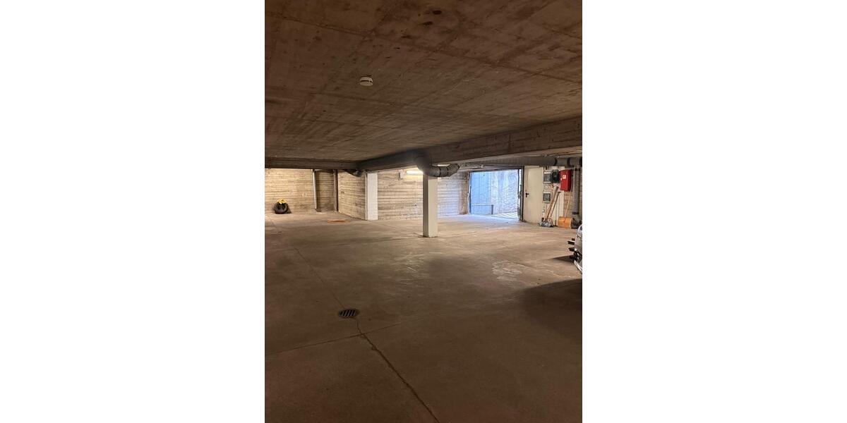 Garagen / Stellplätze Berlin Spandau - 150&euro; | Angebot:26038881