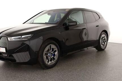 BMW iX 19.500 km 41.880 &euro; Berlin 12103