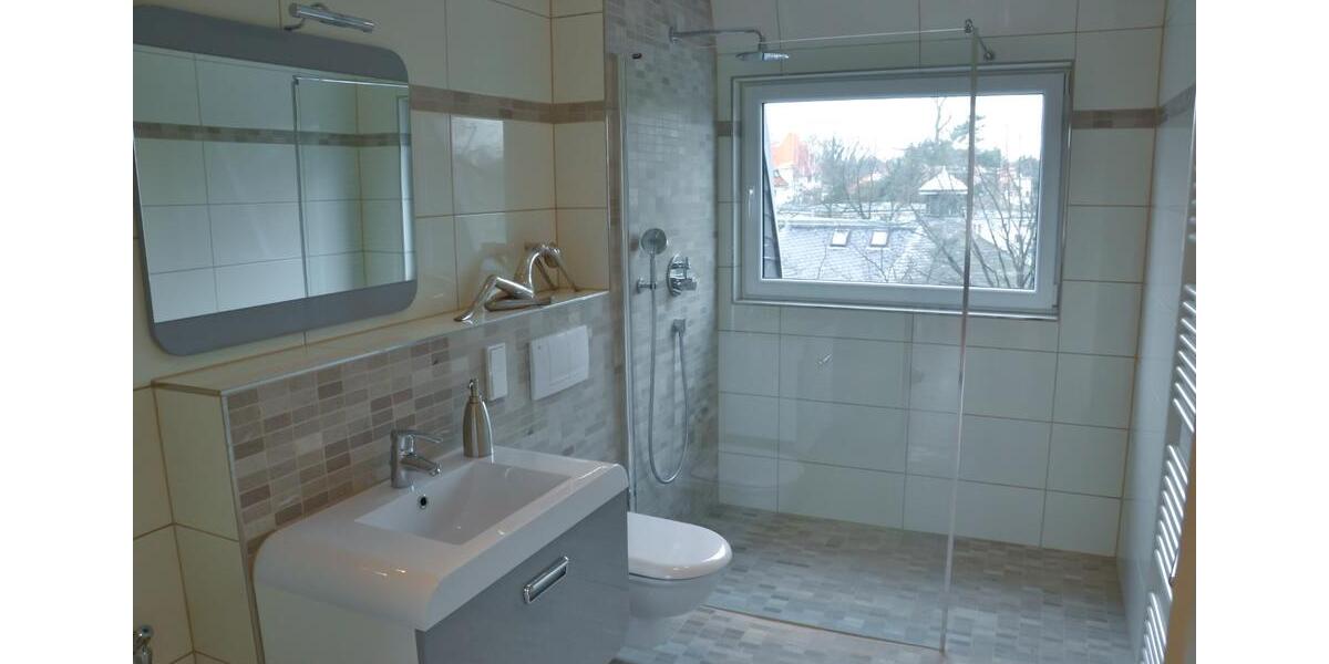 Dachgeschoßwohnung Berlin Charlottenburg-Wilmersdorf - 3 Zimmer, 140 m&sup2;, 2.000&euro; | Angebot:26589315