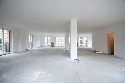 Gewerbeobjekt Berlin Hakenfelde - 960.000&euro; | Angebot:24004166