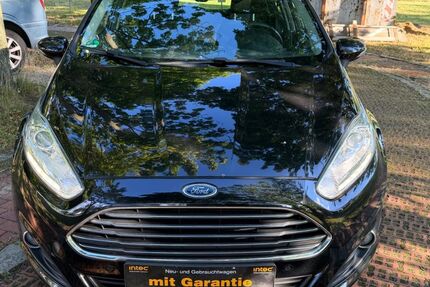 Ford Fiesta 128.000 km 6.900 &euro; Berlin 12309
