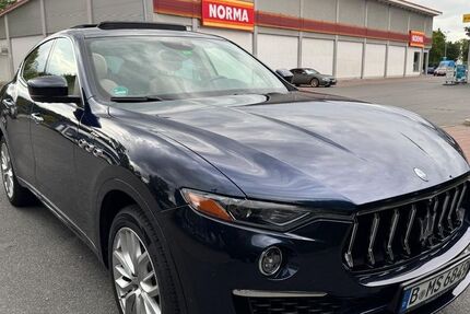 Maserati Levante 49.989 km 41.999 &euro; Berlin 12349