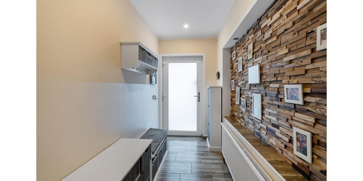 Bungalow Neuenhagen bei Berlin - 3 Zimmer, 118 m&sup2;, 2.250&euro; | Angebot:25106341