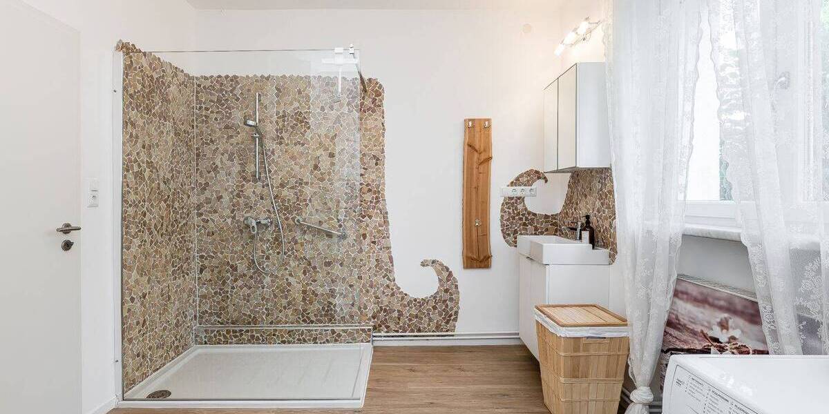 Einfamilienhaus Berlin Karow - 7 Zimmer, 240 m&sup2;, 890.000&euro; | Angebot:25739878