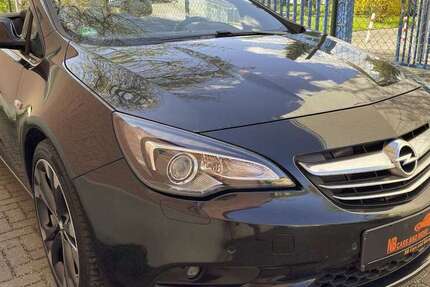 Opel Cascada 156.000 km 7.990 &euro; Berlin 12107