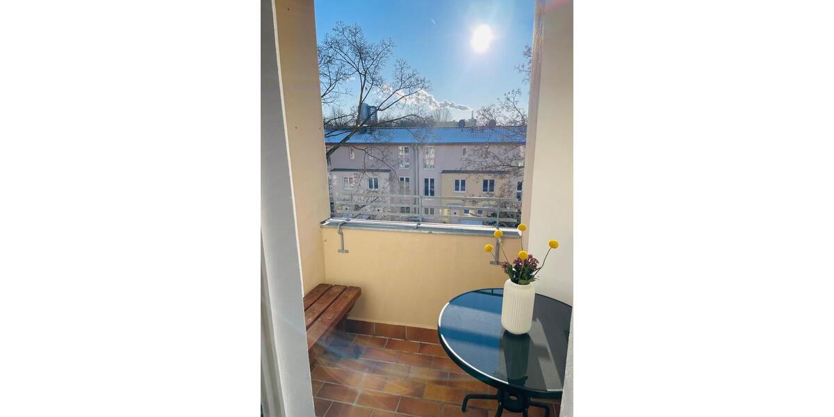 Etagenwohnung Berlin Lichtenberg - 2 Zimmer, 54 m&sup2;, 1.380&euro; | Angebot:24641229