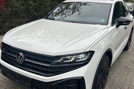 VW Touareg 11.000 km 67.999 € Berlin 13581