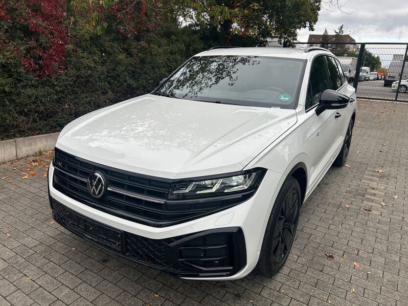 VW Touareg 11.000 km 67.999 € Berlin 13581