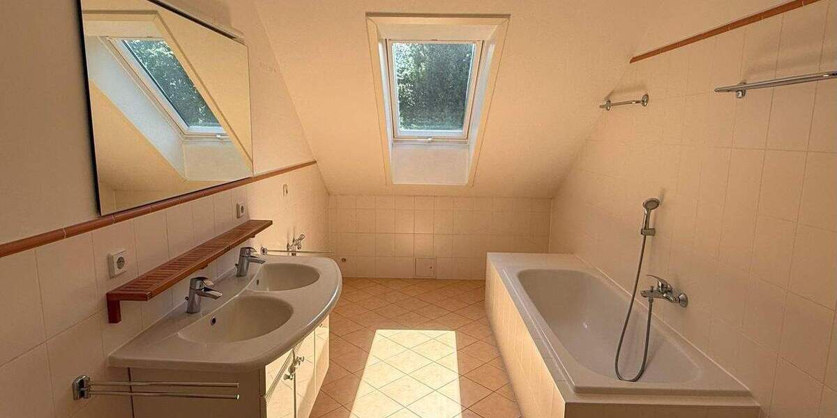 Etagenwohnung Berlin Friedrichshagen - 4 Zimmer, 100 m&sup2;, 540.000&euro; | Angebot:25699622