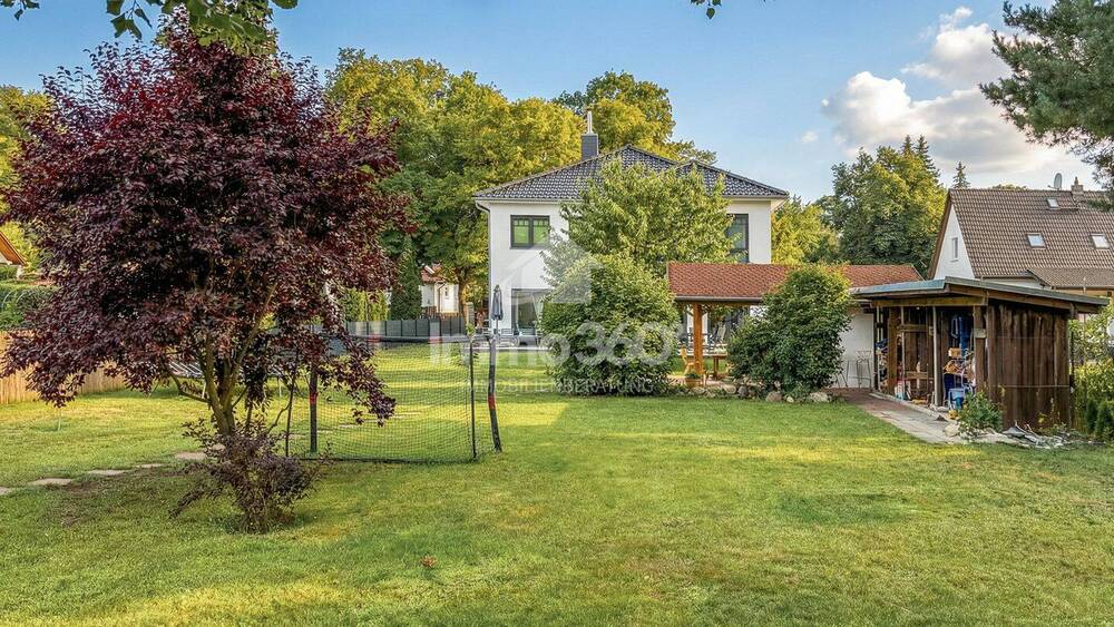 Einfamilienhaus Falkensee - 8 Zimmer, 267 m&sup2;, 1.495.000&euro; | Angebot:25959497