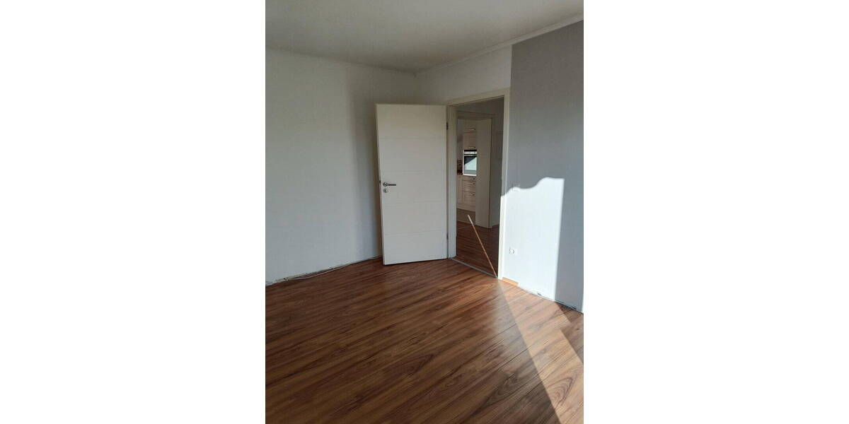Etagenwohnung Berlin Altglienicke - 3 Zimmer, 75 m&sup2;, 299.000&euro; | Angebot:26053653