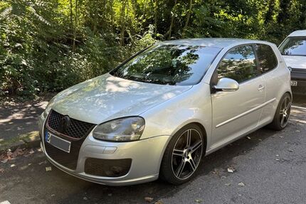 VW Golf 166.000 km 2.550 &euro; Berlin 10319