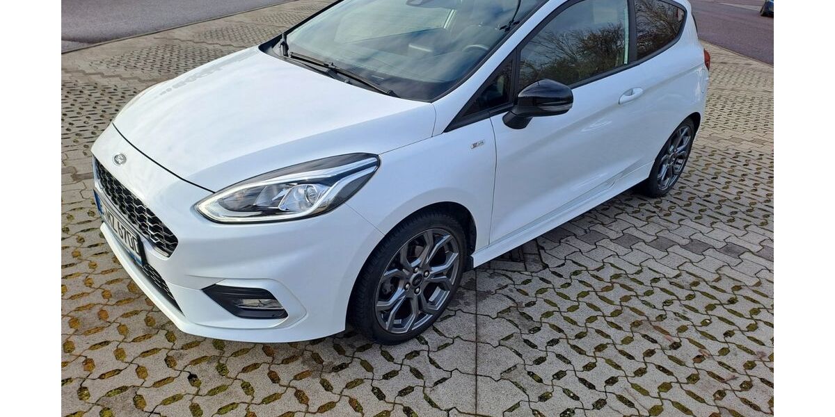 Ford Fiesta 70.500 km 10.200 &euro; Berlin 13051