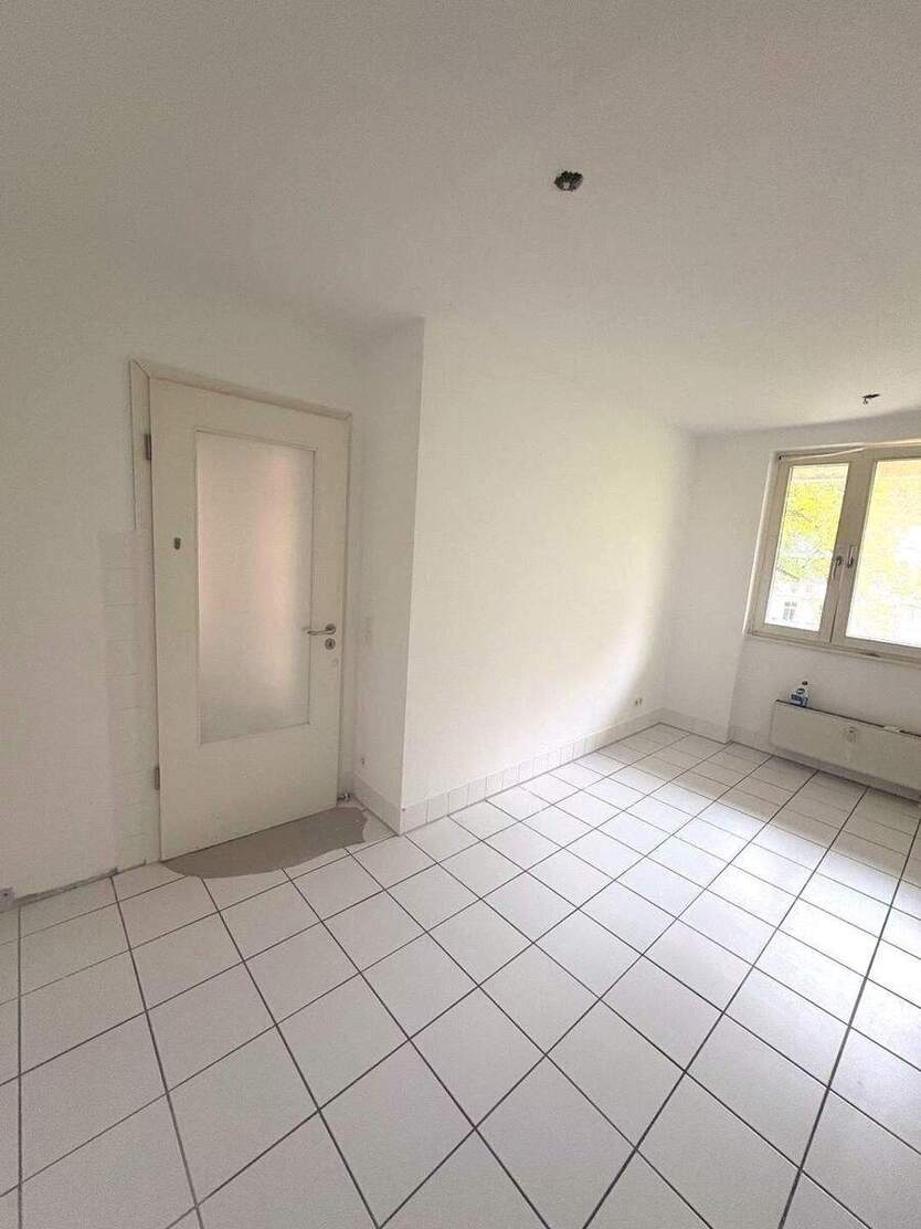 Hier fühlen Sie sich wohl, da auch die Nachbarn sehr nett sind im gepflegtem Umfeld 3 zimmer