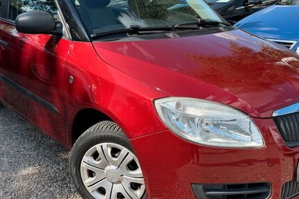 Skoda Fabia 46.521 km 4.990 &euro; Berlin 13089