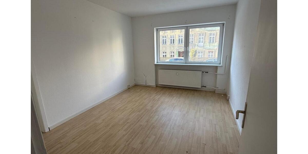 Etagenwohnung Berlin Reinickendorf - 4 Zimmer, 110 m&sup2;, 2.350&euro; | Angebot:26476366