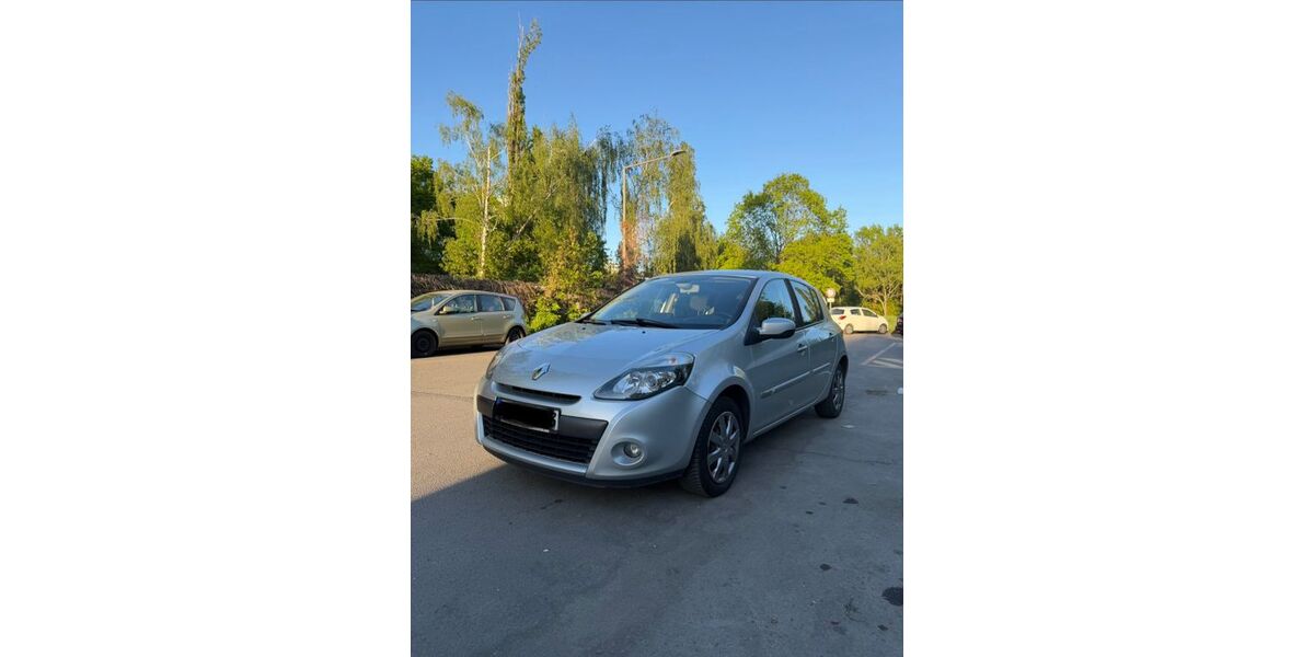 Renault Clio 146.000 km 4.700 &euro; Berlin 12353