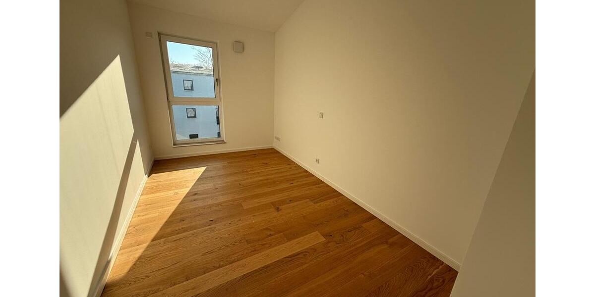 Einfamilienhaus Königs Wusterhausen - 4 Zimmer, 104 m&sup2;, 1.600&euro; | Angebot:24611774