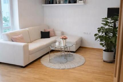 3-Zimmer-Wohnung (76 m²) mit großem Balkon in Eichwalde 3 zimmer