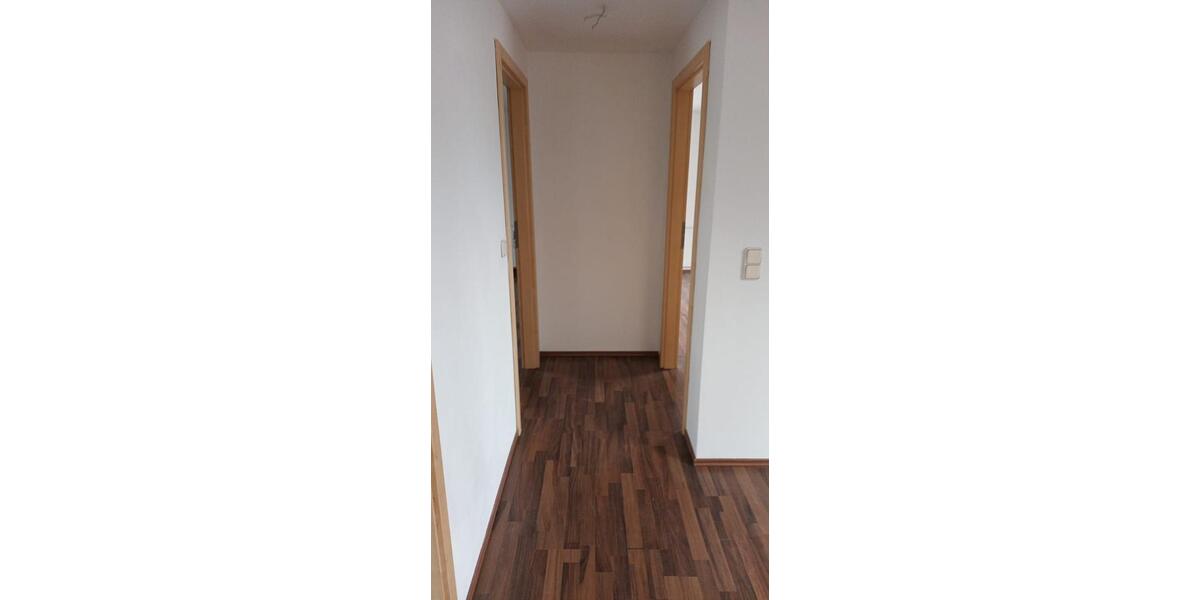 Dachgeschoßwohnung Wandlitz - 3 Zimmer, 100 m&sup2;, 690&euro; | Angebot:26020186