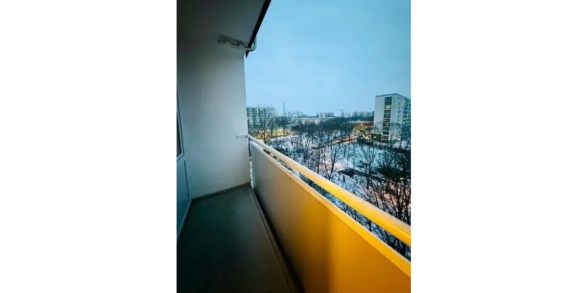 Etagenwohnung Berlin Lichtenberg - 1 Zimmer, 25 m&sup2;, 900&euro; | Angebot:26193295