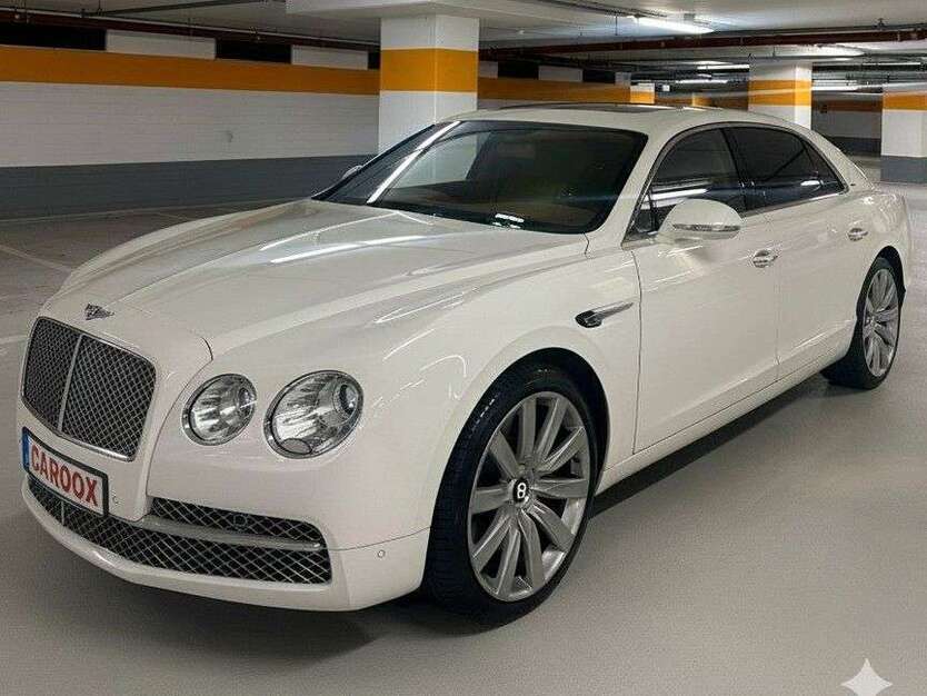 Bentley Flying Spur 67.000 km 62.500 € Wildau 15745