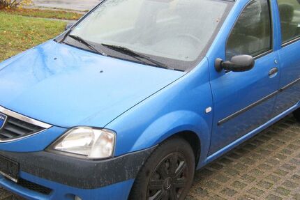 Dacia Logan 68.000 km 1.590 € Berlin / Wir bitten um telefonische Terminvereinbarung ! 14167