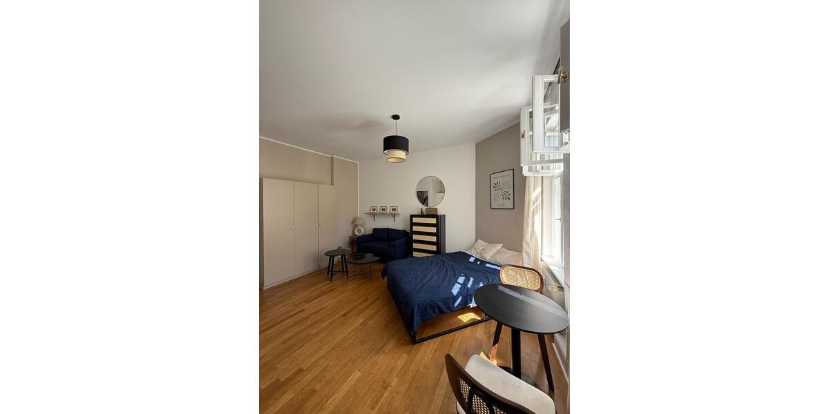 Etagenwohnung Berlin Mitte - 1 Zimmer, 40 m&sup2;, 1.260&euro; | Angebot:25723165