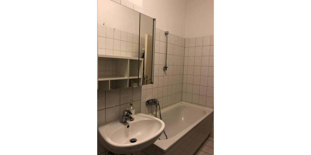 Etagenwohnung Berlin Treptow-Köpenick - 2 Zimmer, 60 m&sup2;, 1.100&euro; | Angebot:24400843