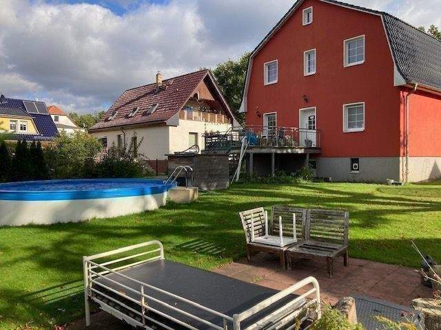 Einfamilienhaus Berlin Kaulsdorf - 5 Zimmer, 175 m&sup2;, 2.300&euro; | Angebot:25700447
